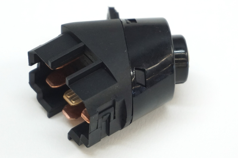 IGNITION SWITCH T4/ POLO 9602 GOLF3